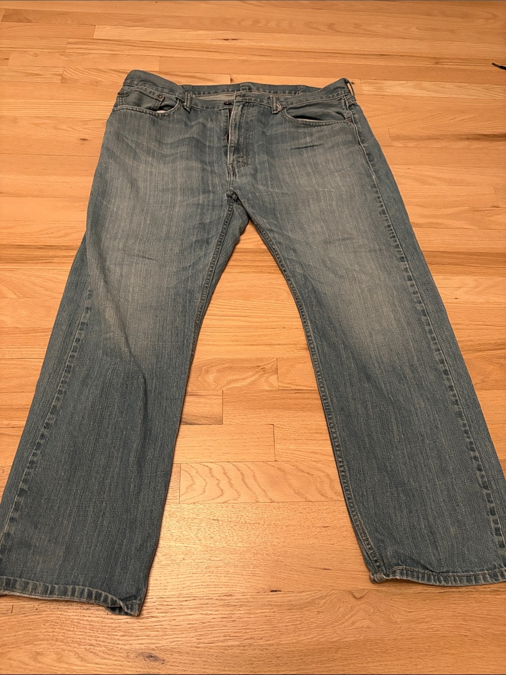 Levi’s Men’s Classic Light Blue Denim Jeans